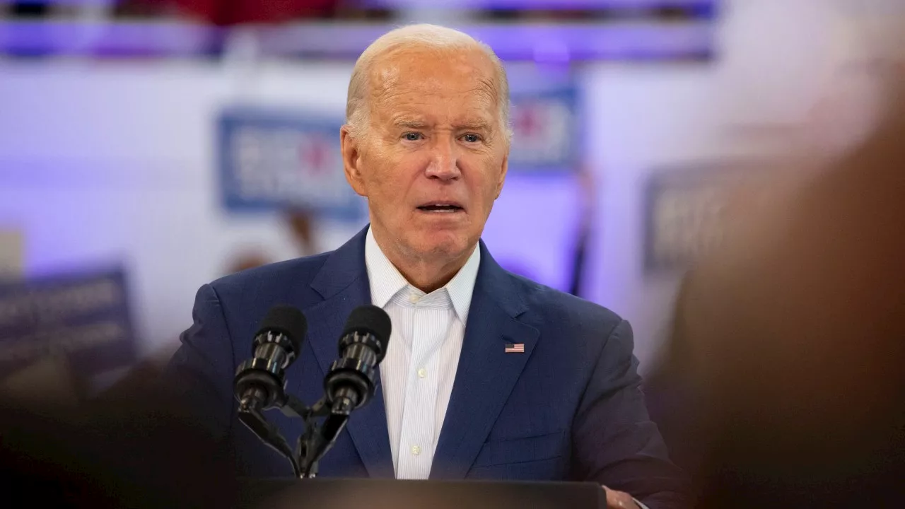 Crowd leaves joint Biden-Harris event early after VP leaves lectern