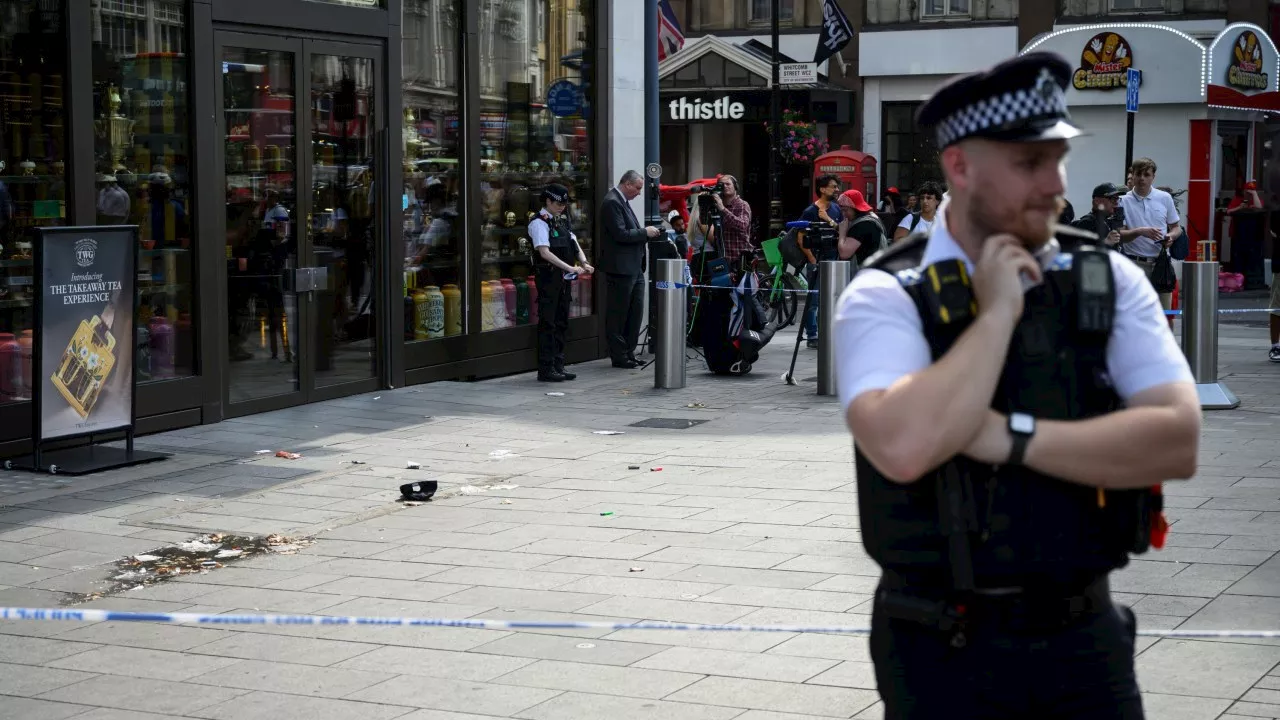 Security guard breaks silence after saving Australian girl during London stabbing