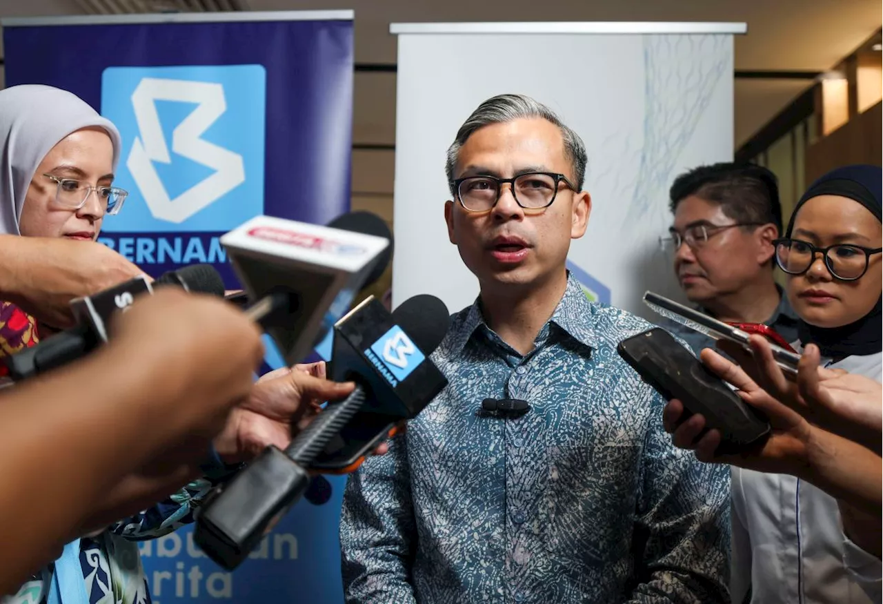 Social media platforms must label AI-generated content, says Fahmi