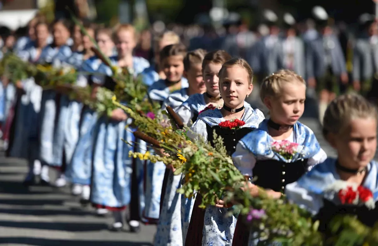 Welche Traditionen an Mariä Himmelfahrt in Bayern gepflegt werden