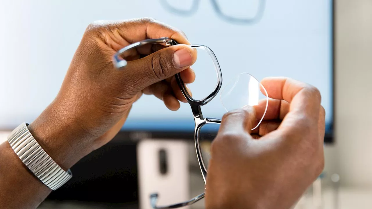 Berliner Optiker in der Krise: Mister Spex schließt Filialen in Österreich, Schweden und der Schweiz