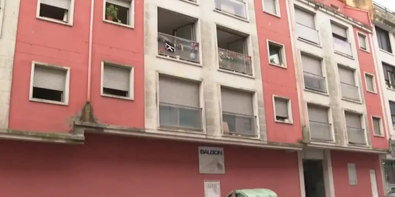 Los okupas de A Coruña liderados por 'El Ratilla', atemorizan a los vecinos desde su narcoedificio: «Es la ...