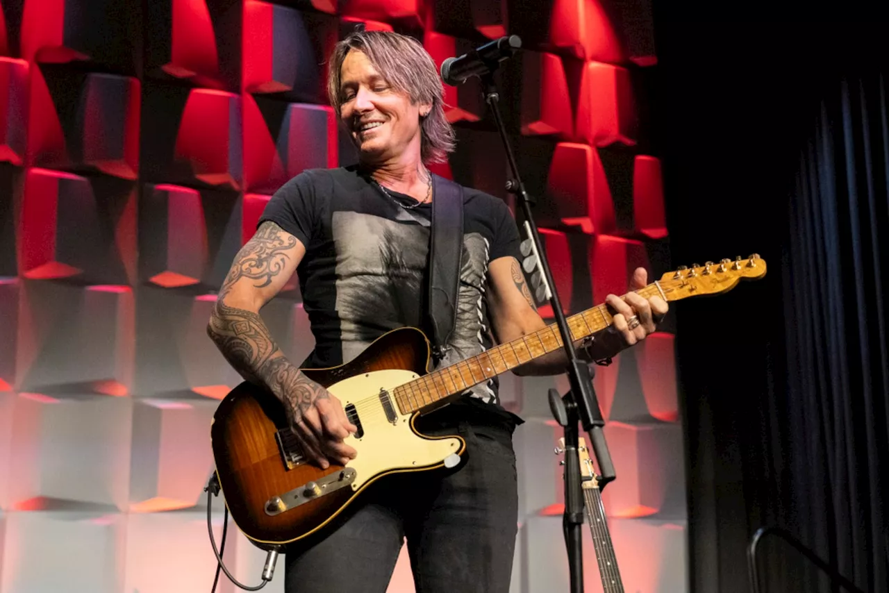 Keith Urban shocks Alabama Buc-ee’s with surprise show: ‘it’s gonna be a blast’