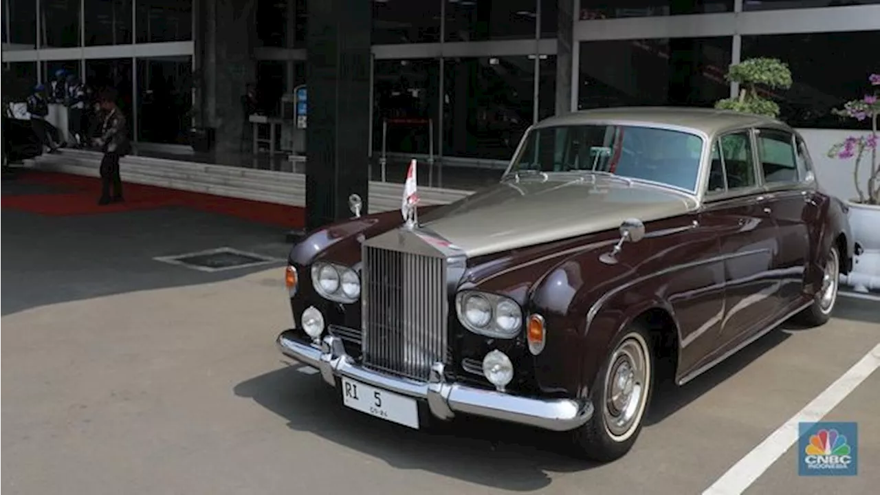 Intip Mobil Mewah Bentley S3 Bamsoet 'Langganan' Sidang Tahunan MPR