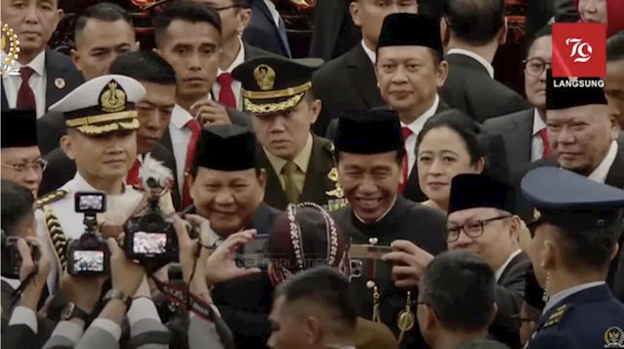 Momen Jokowi Tinggalkan Gedung Nusantara MPR, Ditemani Prabowo & Puan