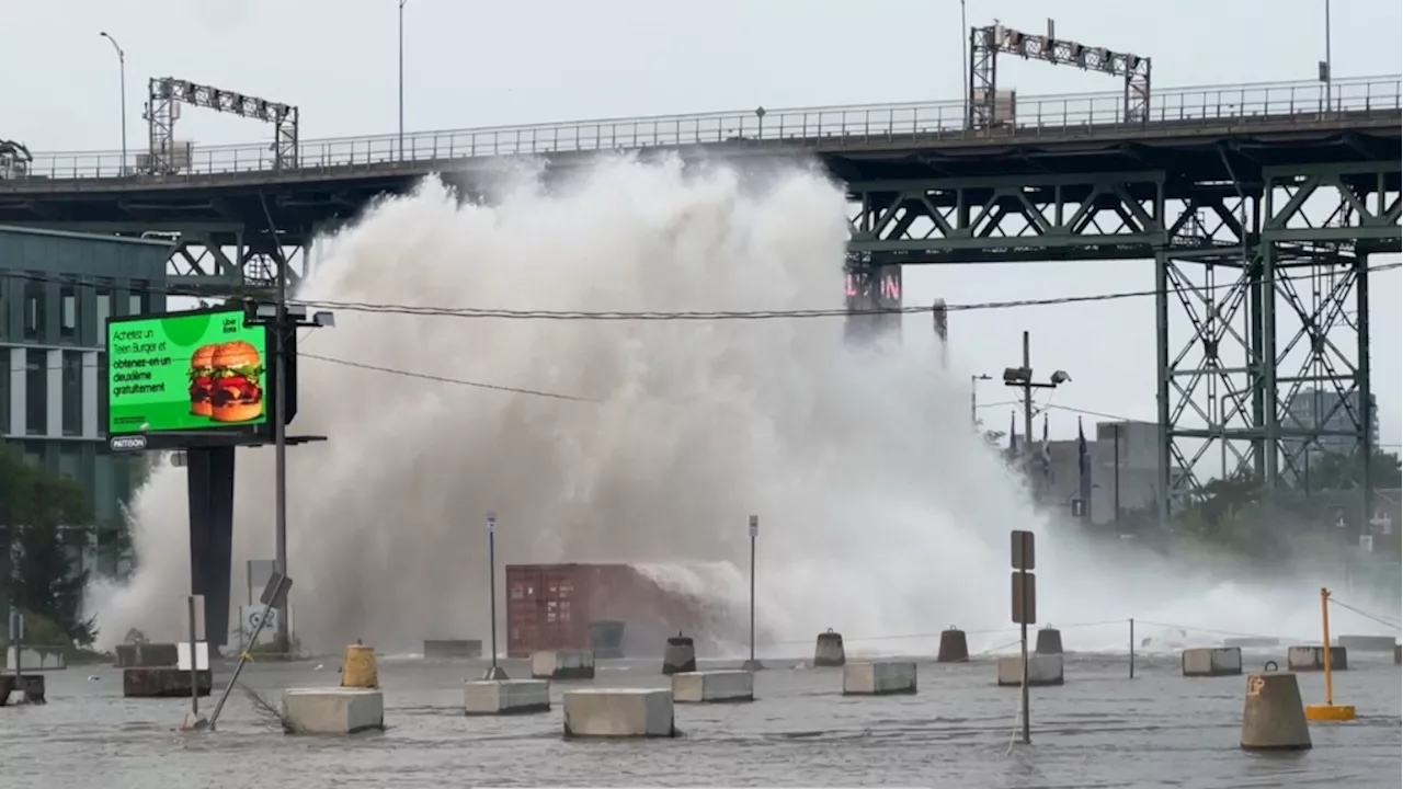 Calgary mayor says Montreal main break further proves need for funds to deal with aging infrastructure