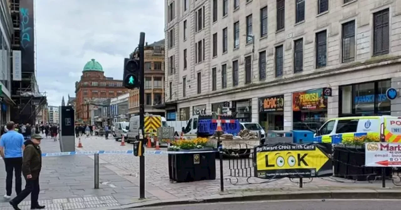 Glasgow city centre street evacuated by cops after suspicious item found