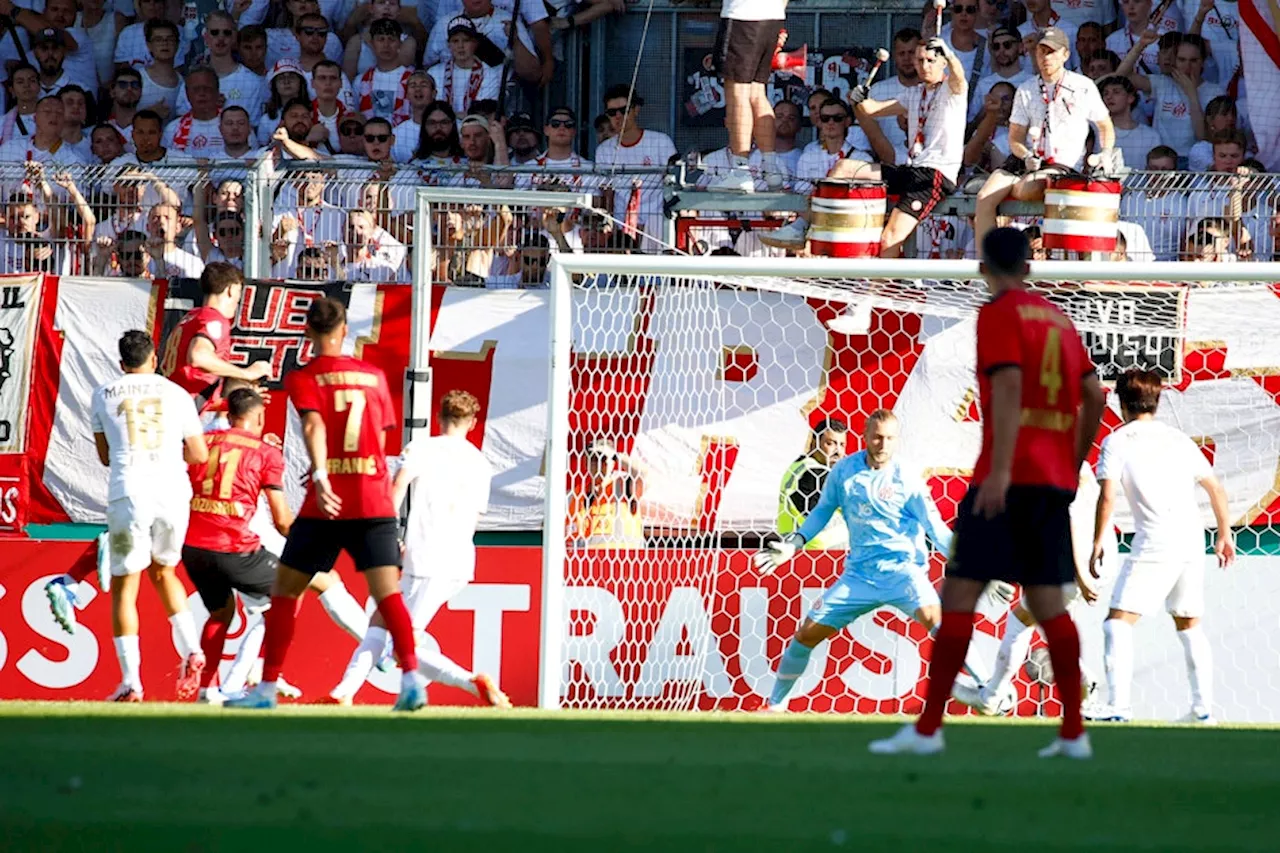 Knall-Start im DFB-Pokal: Alle Außenseiter führen nach 15 Minuten