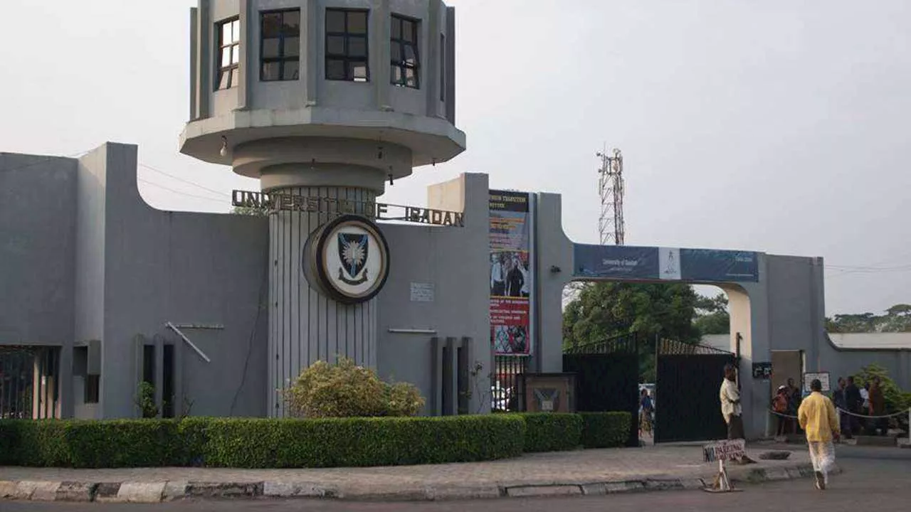 Student loan: UI receives N201m for 1,370 students