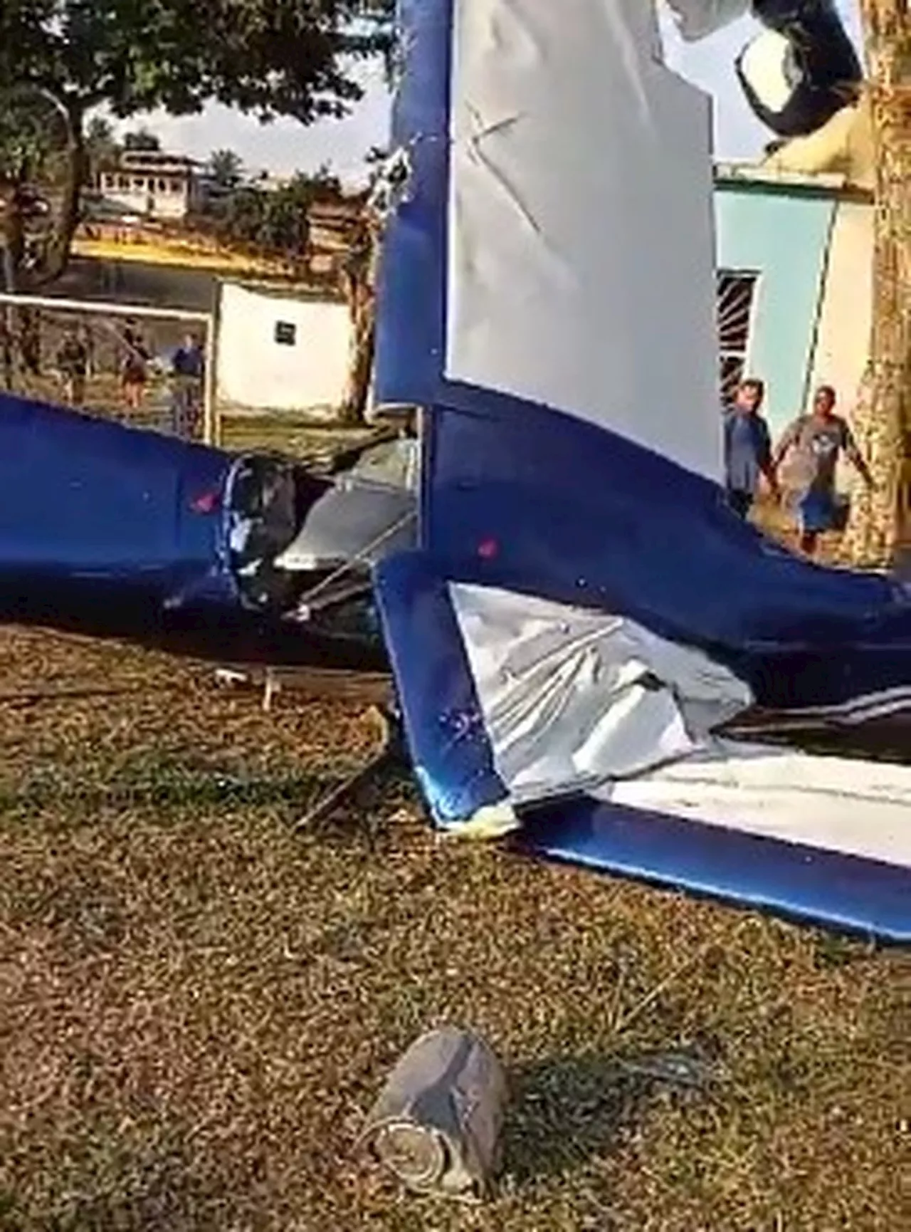 Aeronave faz pouso forçado em Nova Iguaçu