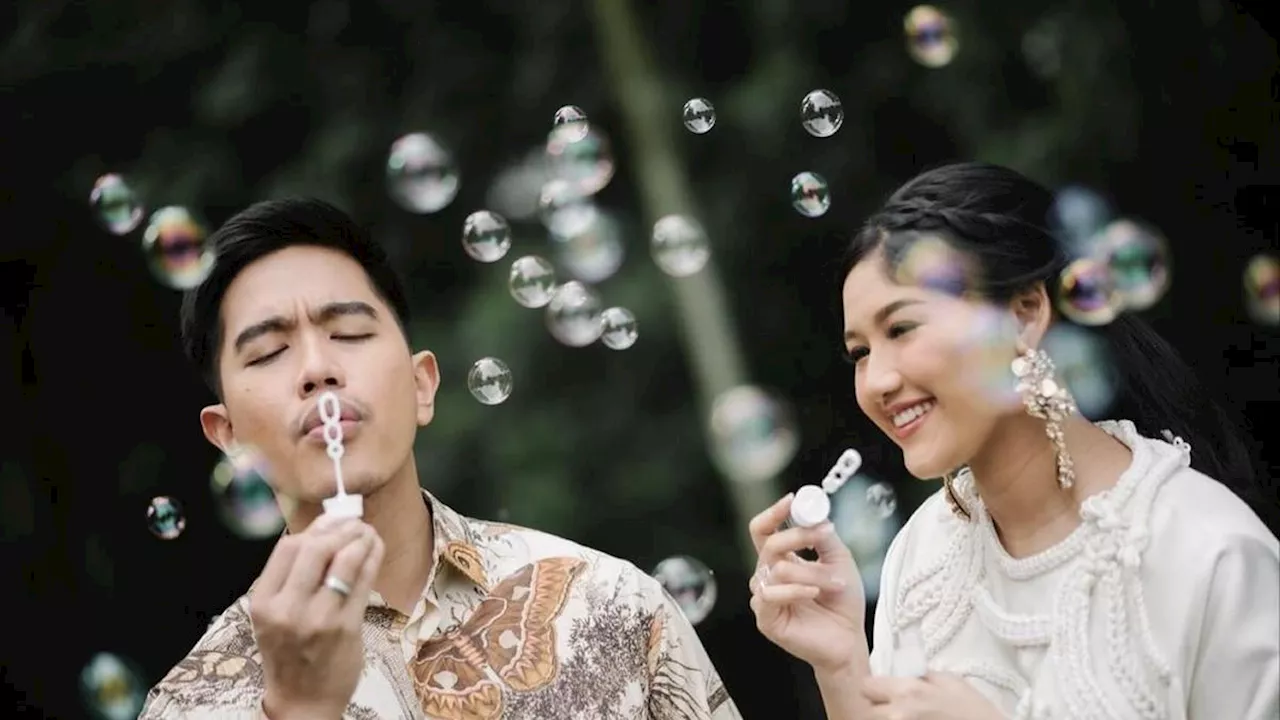 Potret Bahagia Erina Gudono Bermain Bubbles Bersama Kaesang Pangarep, Romantis Banget!