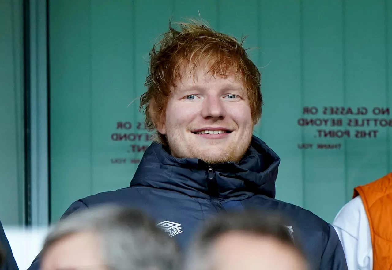 Ed Sheeran steigt beim Fußballverein Ipswich Town ein