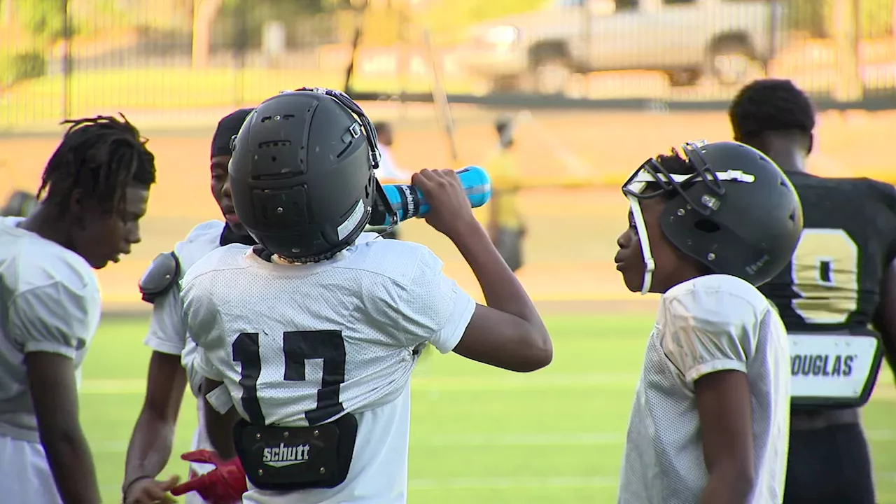 South Oak Cliff Football prepares for season in intense heat