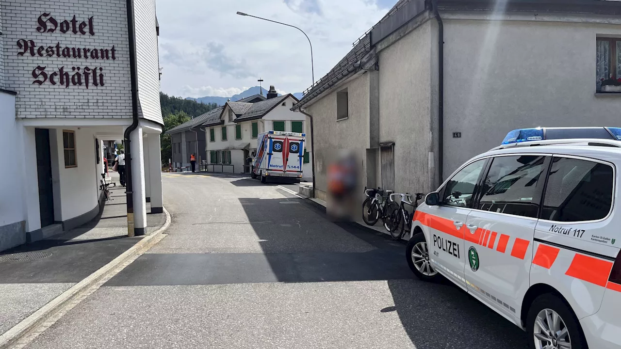 Amden SG: Velofahrer (76) von Linienbus erfasst und unbestimmt verletzt