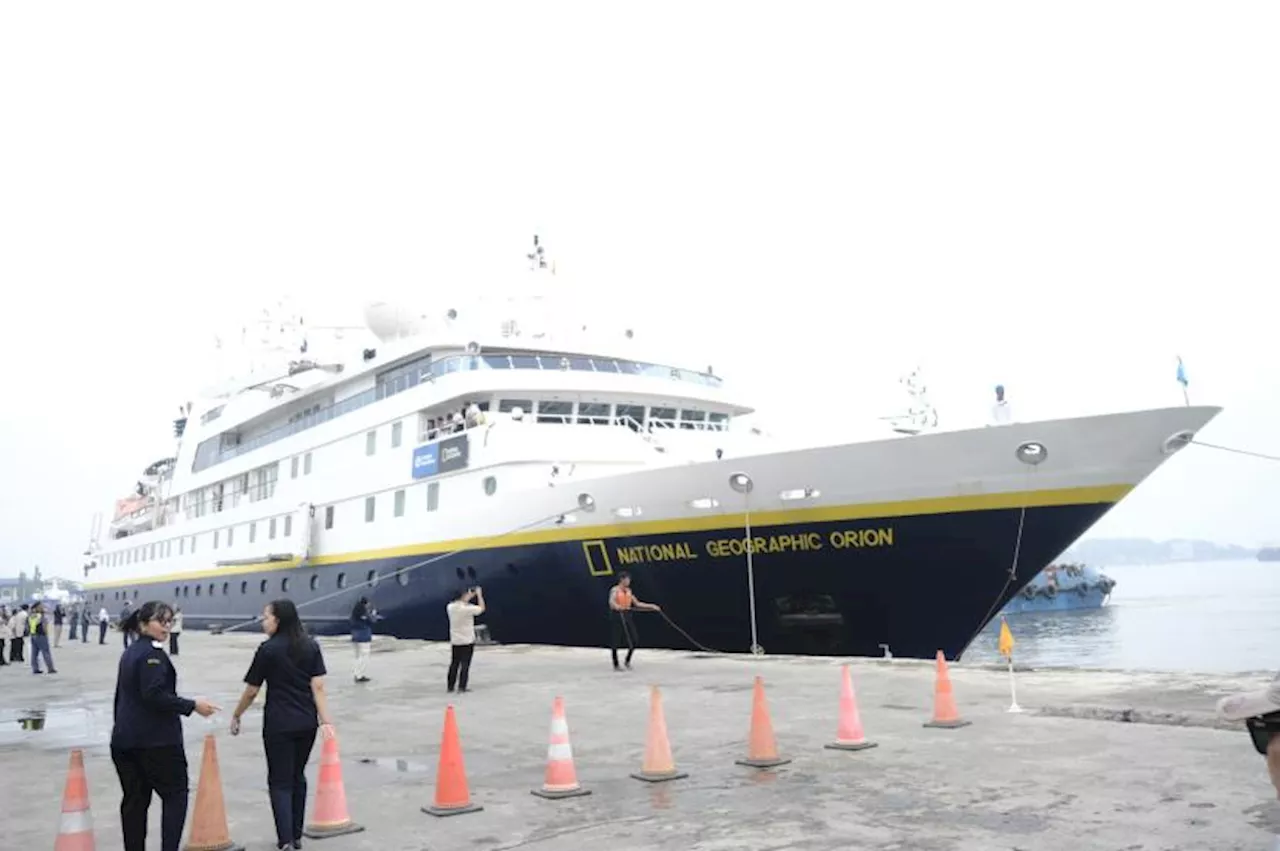 Bea Cukai Belawan Pastikan Layanan Prima Sambut Kedatangan MV National Geographic Orion