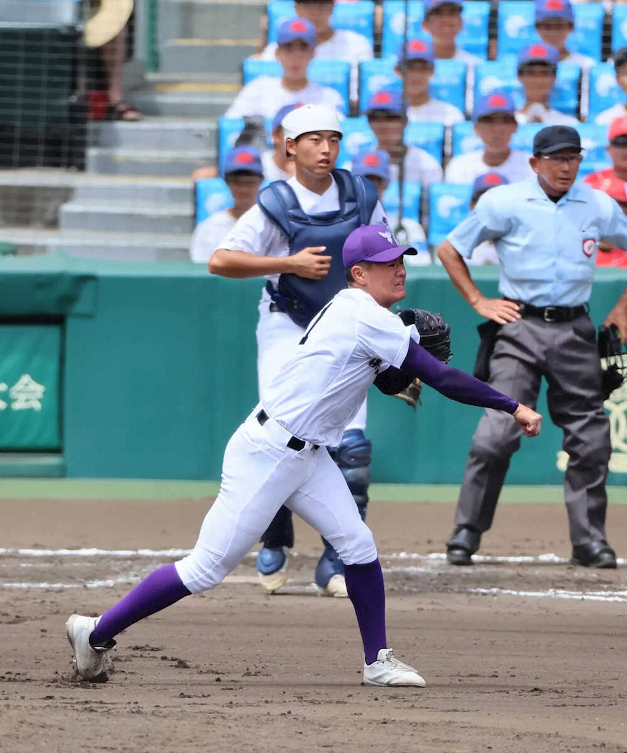 【甲子園】関東第一“坂井の11球”で5年ぶり8強 名将の仕掛けにも動じぬバント処理で同点ピンチ脱出