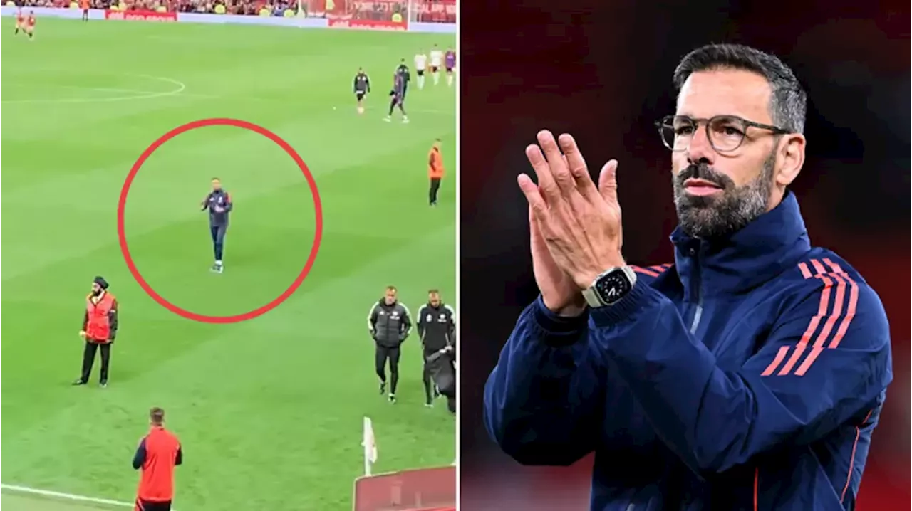 Man Utd fans spot what Ruud van Nistelrooy did at full-time after Alejandro Garnacho miss