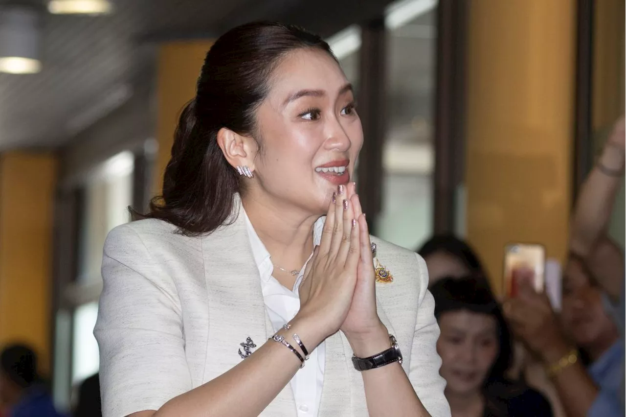 Thai lawmakers elect Shinawatra heiress as PM