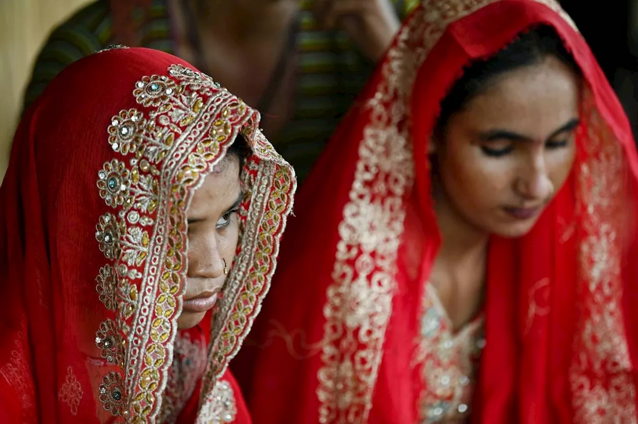 'Monsoon brides': Extreme weather fuels Pakistan child marriages