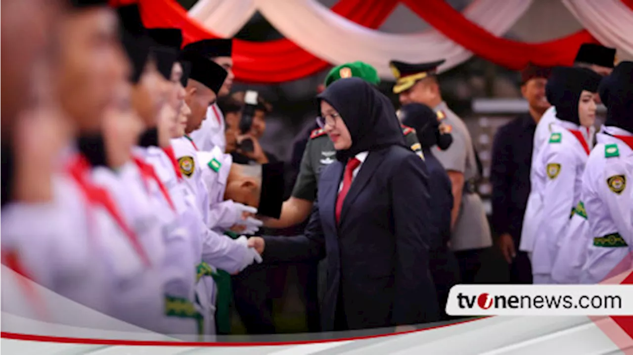 Bupati Ipuk Kukuhkan 75 Anggota Paskibraka Banyuwangi 2024