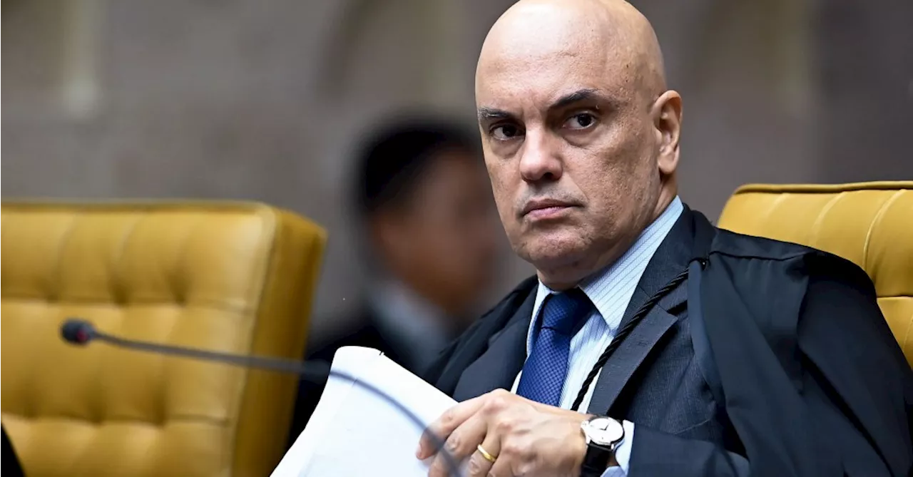 Moraes passa por novo teste com diálogos que tentam apontar uso político do TSE