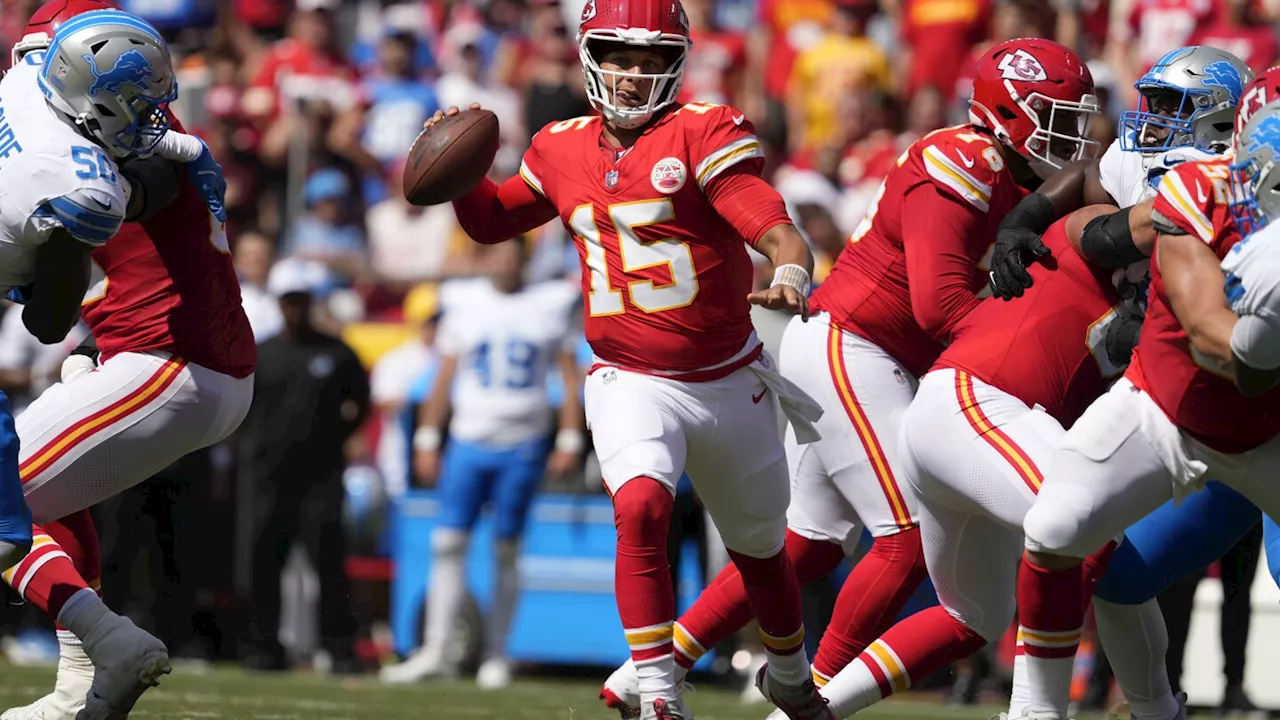 More Mahomes magic: Chiefs QB completes behind-the-back pass in 24-23 preseason loss to Detroit