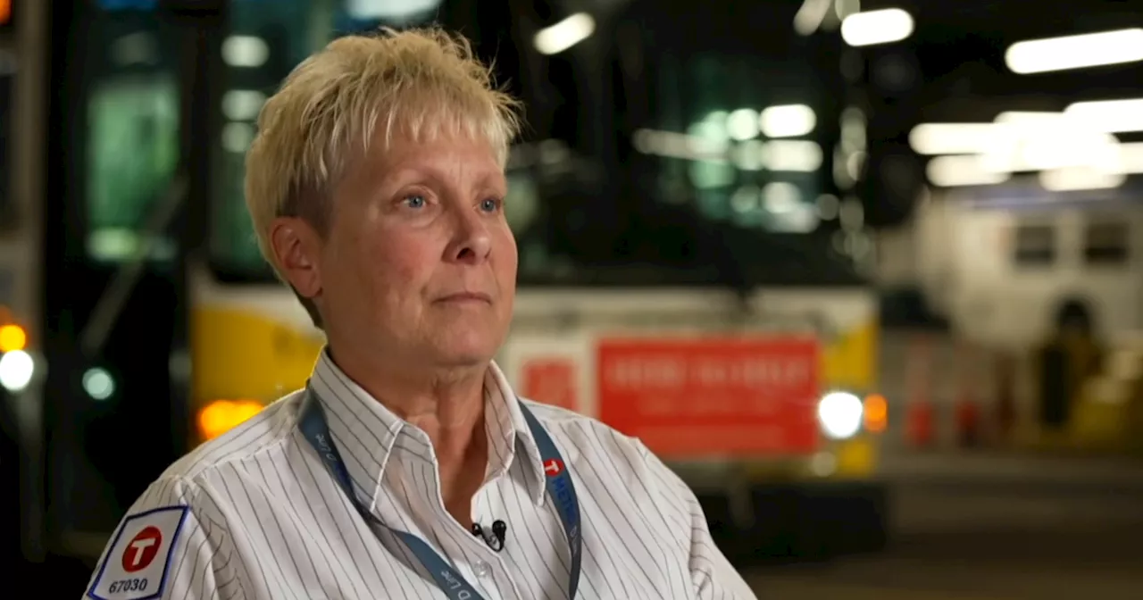 Minneapolis bus driver gives barefoot passenger her own shoes: 'I couldn't help it'