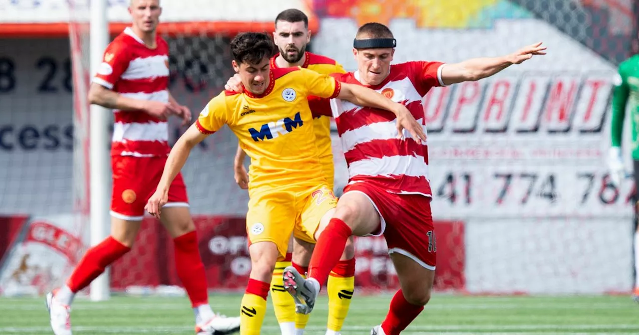 Ayr Utd 3, Hamilton 2: Oakley clincher seals double Ayr win