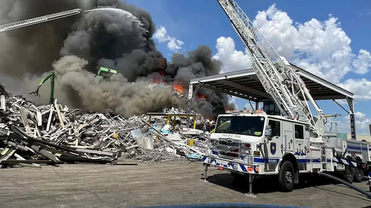 Fort Worth firefighters injured at fire at scrap metal company