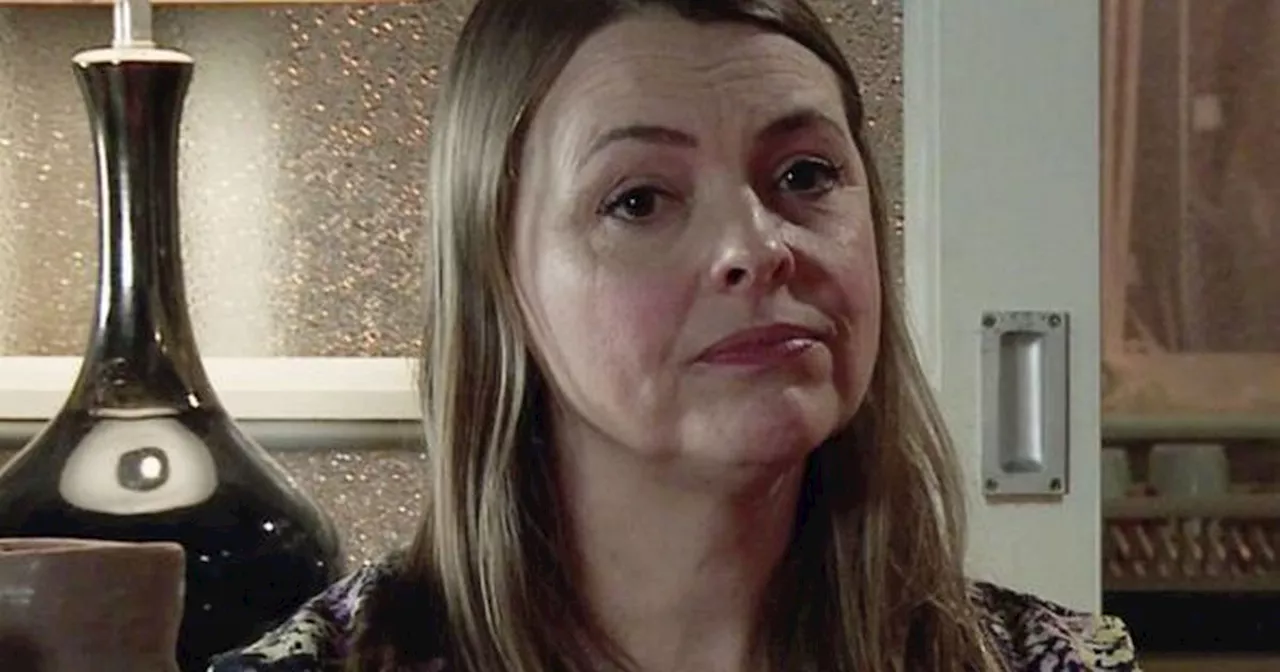 ITV Coronation Street shock reason for Tracy's return 'revealed' - and Ken needs to watch out