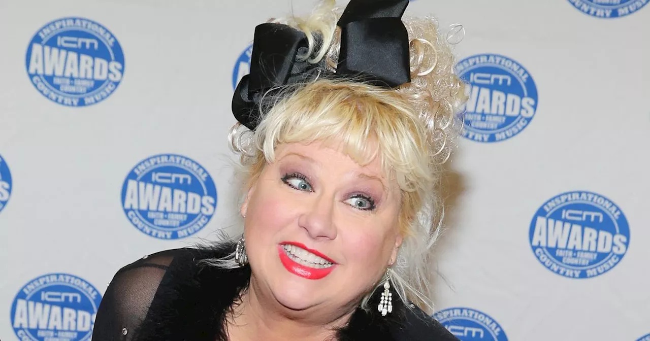 'SNL' Alum Victoria Jackson Reveals She Has Inoperable Tumor In Cancer Update