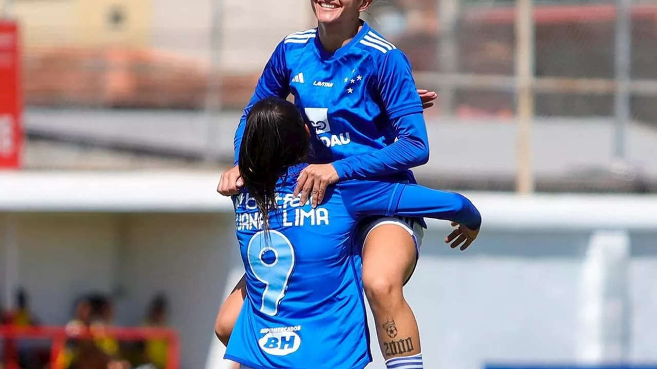 Com direito a ‘hat-trick’, o Cruzeiro goleia Corinthians no Brasileirão Feminino