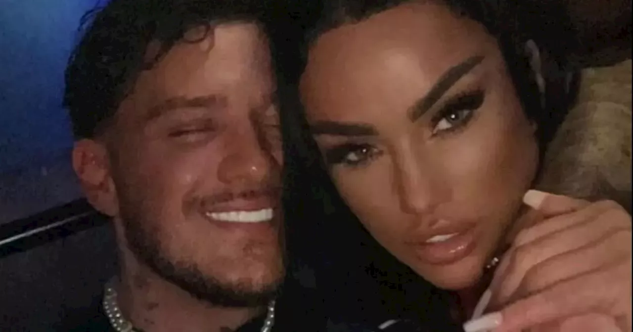 Katie Price sparks engagement rumours with JJ Slater after flashing diamond ring