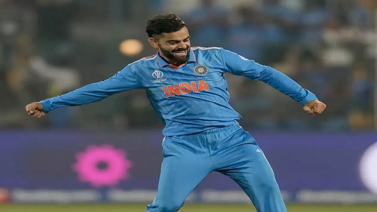 Virat Kohli Bowling Record: विराट कोहली के नाम है एक ऐसा बॉलिंग रिकॉर्ड, जिसे 13 साल से नहीं तोड़ पाया कोई गेंदबाज