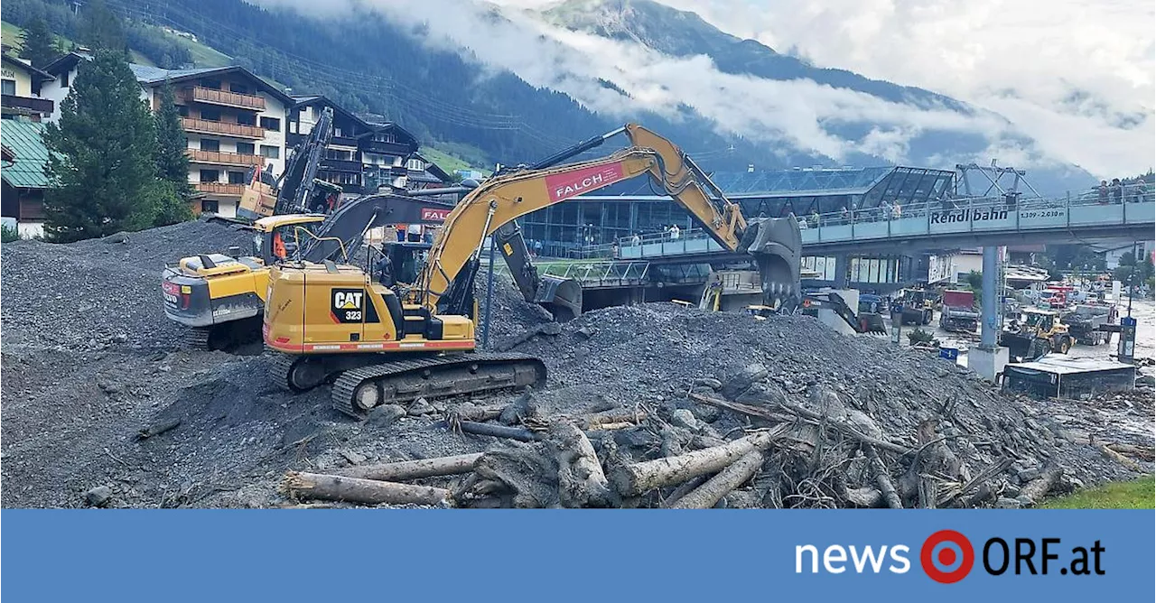 Unwetterschäden: Aufräumarbeiten auf Hochtouren