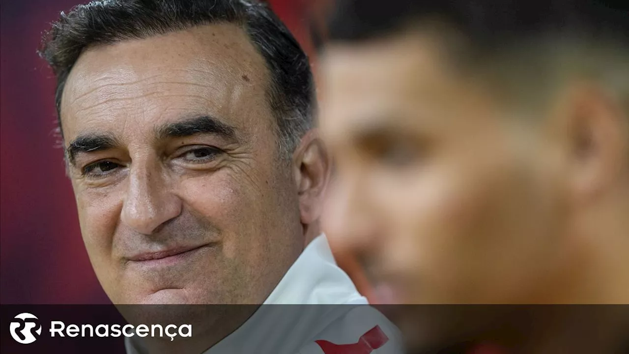 Carlos Carvalhal elogia compromisso de El Ouazzani e Roberto Fernández