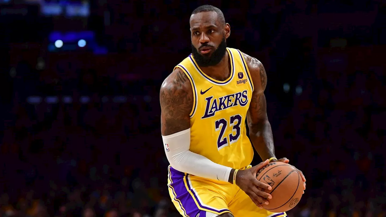 NBA Hall of Famer Who Played Michael Jordan Says Lakers' LeBron James is GOAT