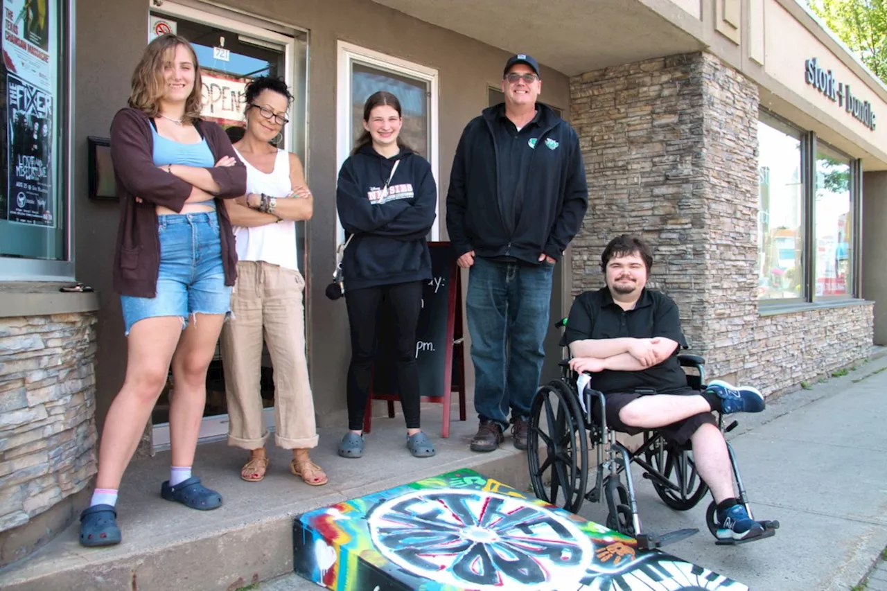 Four Sault teens ramp it up to help people with mobility issues