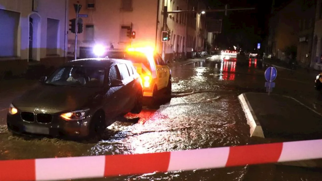 Überschwemmungen: Bundeswehr hilft beim Aufräumen nach Hochwasser in Bruchsal