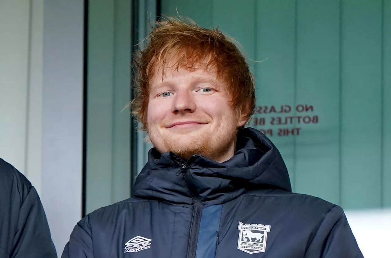 Ed Sheeran kjøper seg inn i Premier League-miniputt