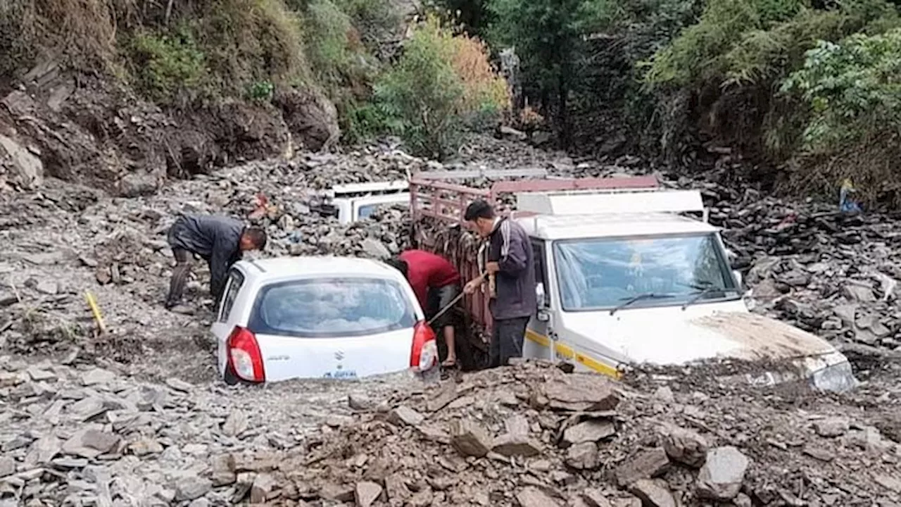 Himachal Monsoon: हिमाचल में मानसून की शुरुआत से अब तक बादल फटने और बाढ़ की 51 घटनाओं में 31 लोगों की मौत