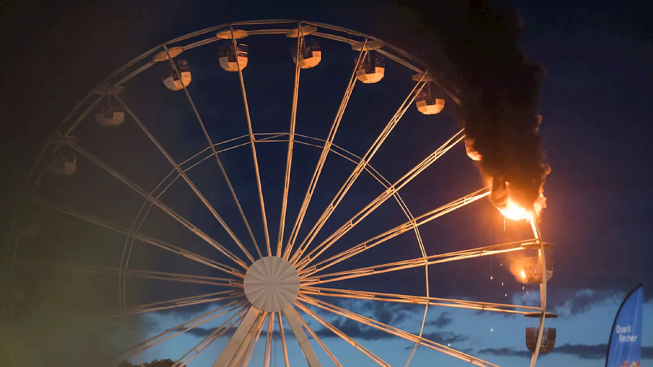 Riesenrad brennt auf Highfield-Festival: „Einer sprang aus der Gondel“