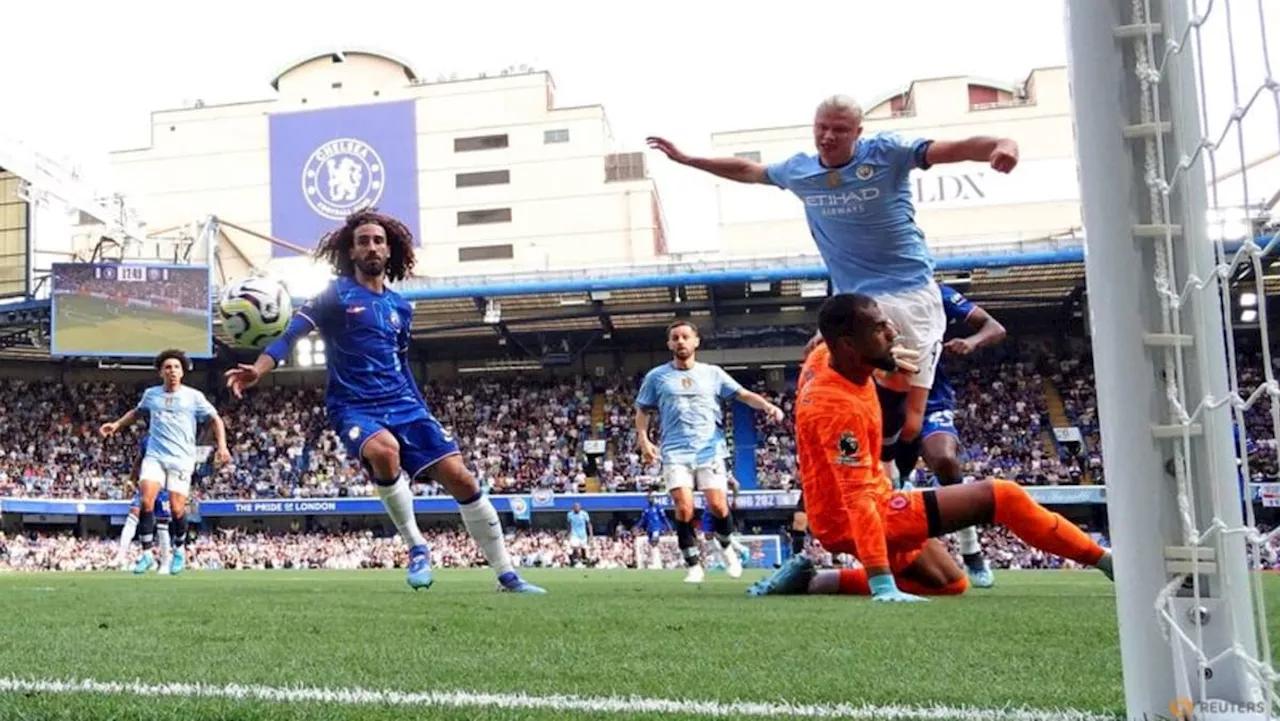 Manchester City start title defence with 2-0 win over Chelsea