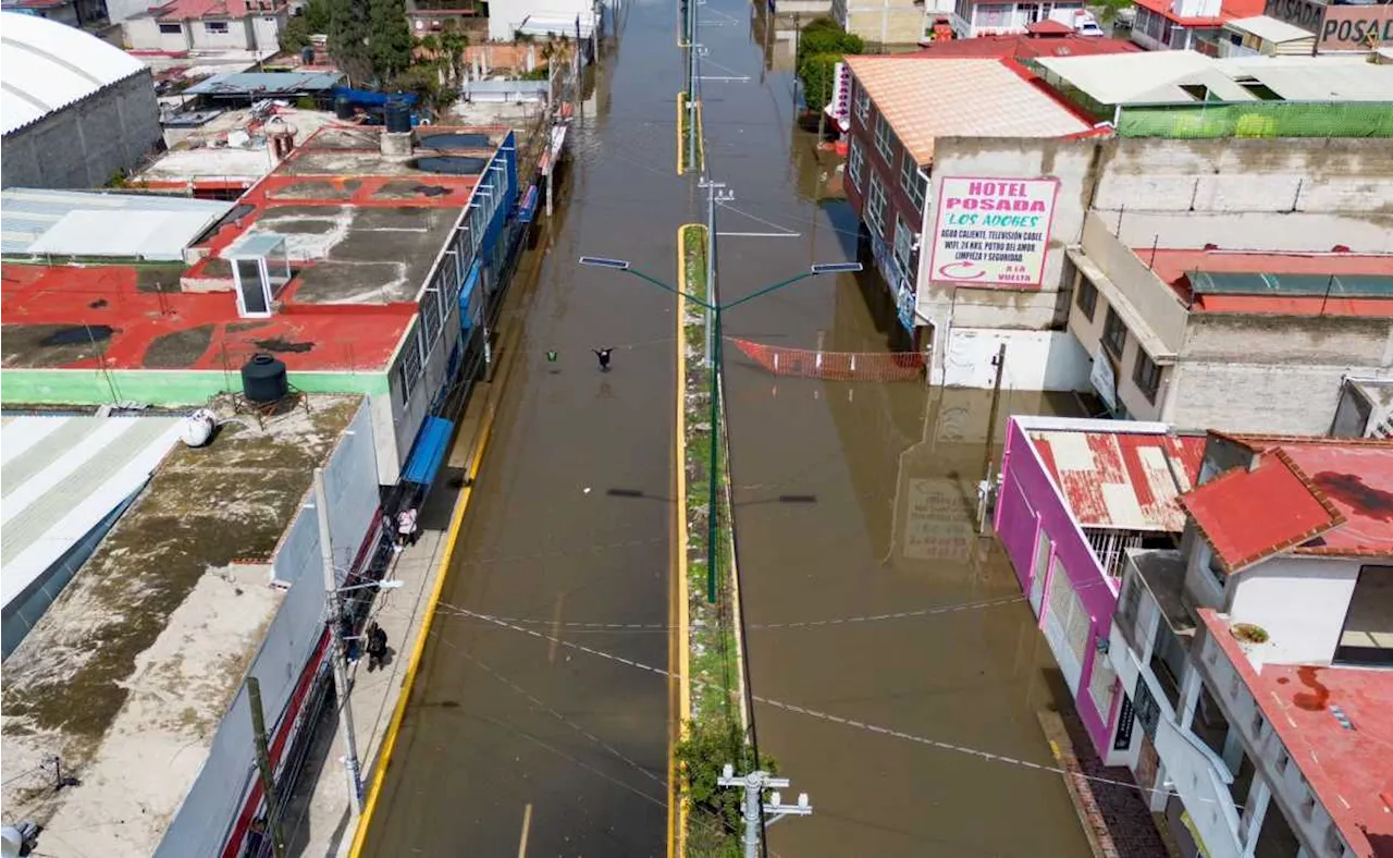 Lluvias aumentan el área inundada de Chalco; vecinos se sienten abandonados por autoridades