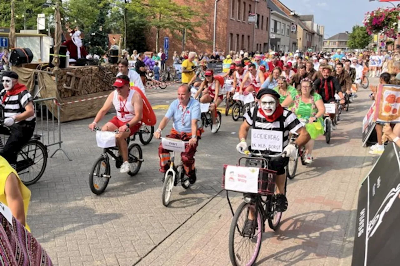 Grote Kleinvelokeskoers brengt spektakel op druk bijgewoonde Worstenfeesten