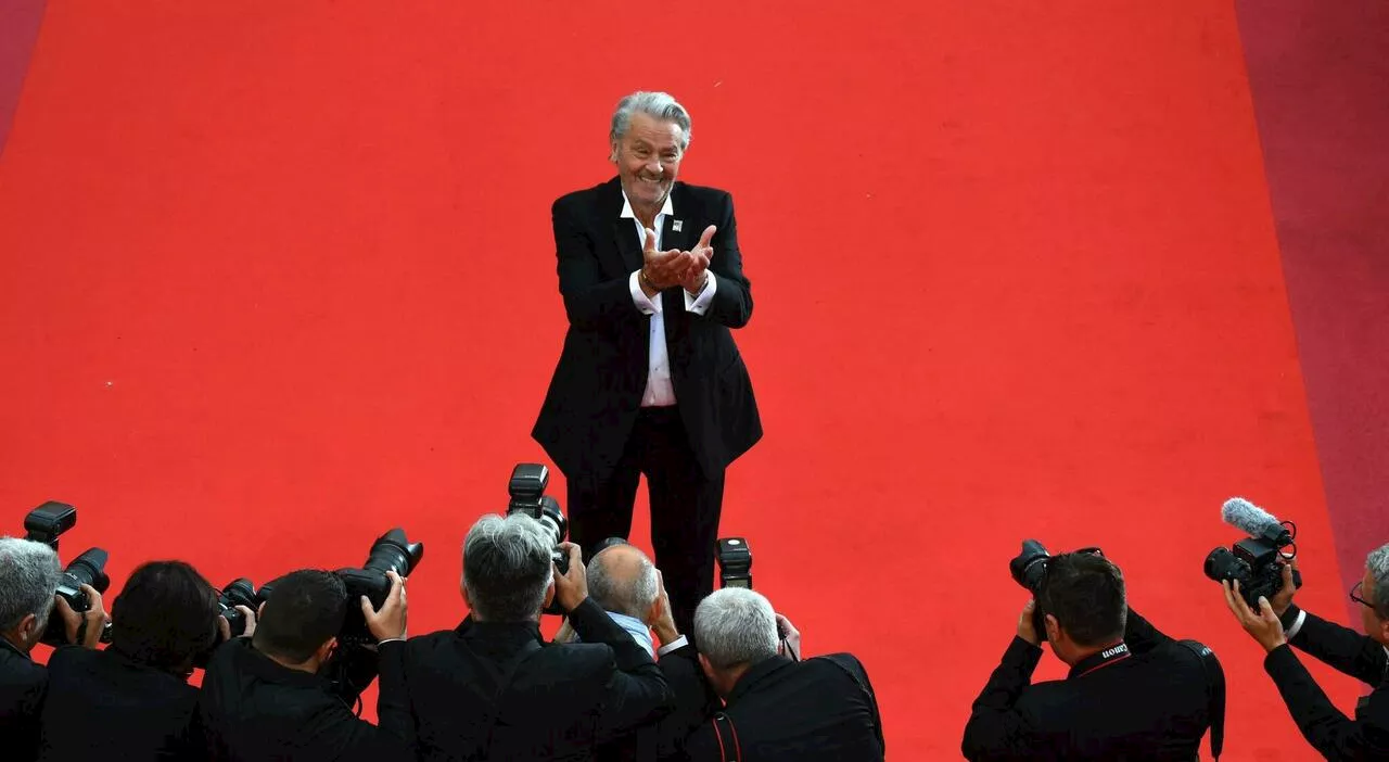 Alain Delon, l'ultima uscita pubblica nel 2019 a Cannes: «Dopo questo riconoscimento, posso anche morire»