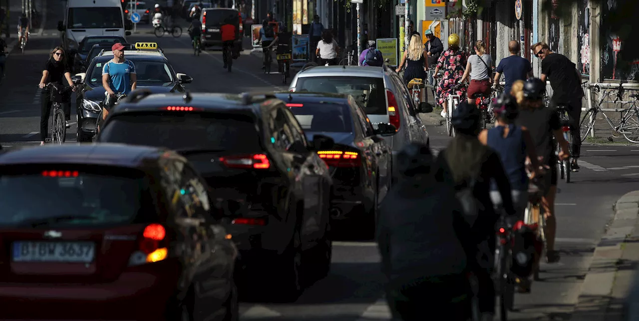 Il governo tedesco litiga su una cosa molto tedesca: le auto