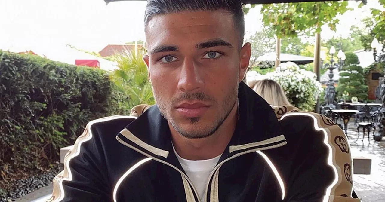 Tommy Fury seen on plane before Molly-Mae breakup and passengers spill all