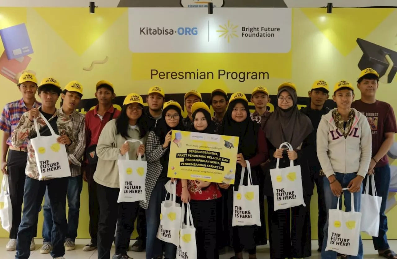 KitaBisa & Yayasan Ini Berikan Beasiswa Pendidikan Kepada Puluhan Kaum Marginal