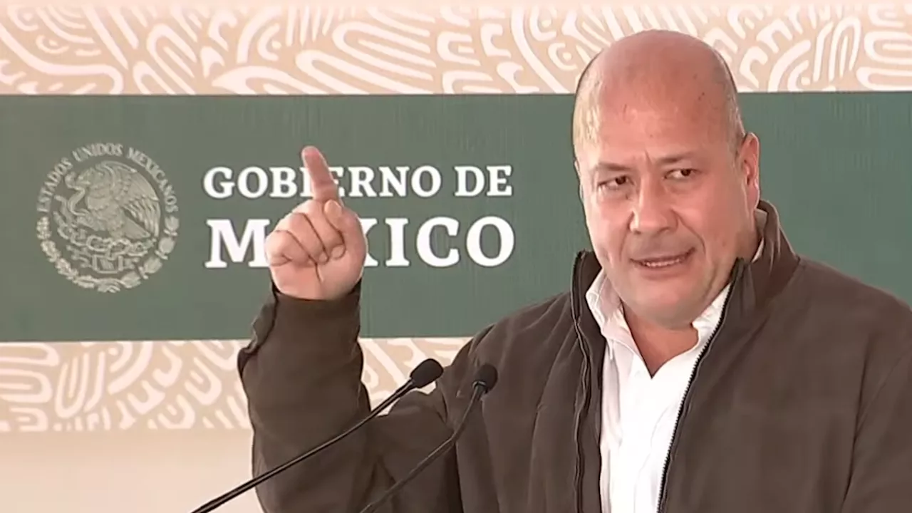 Vitorean a Enrique Alfaro durante entrega de la presa El Zapotillo; AMLO reconoce trabajo del gobernador